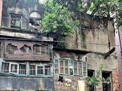 97 buildings dangerous in Nagpur city | नागपूर शहरात ९७ इमारती धोकादायक