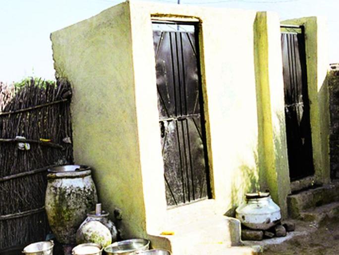 13430 beneficiaries of personal toilet in Nagpur city | नागपूर शहरात वैयक्तिक शौचालयाचे १३४३० लाभार्थी 13430 beneficiaries of personal toilet in Nagpur city | नागपूर शहरात वैयक्तिक शौचालयाचे १३४३० लाभार्थी