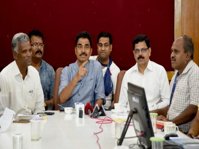 Nashik Municipal Corporation will plant one lakh trees from next year | नाशिक महापालिका पुढिल वर्षापासून एक लाख झाडे लावणार Nashik Municipal Corporation will plant one lakh trees from next year | नाशिक महापालिका पुढिल वर्षापासून एक लाख झाडे लावणार