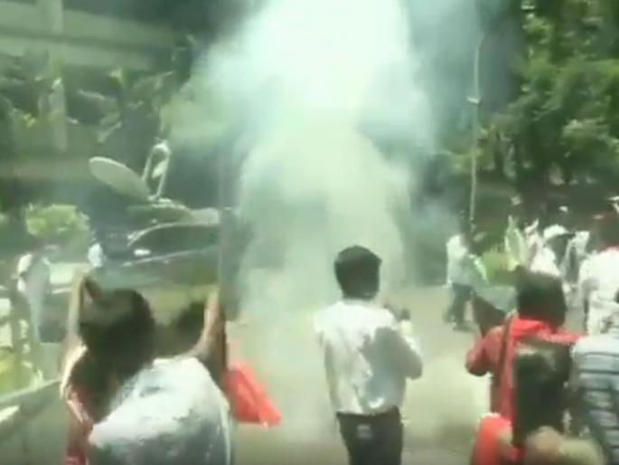 Assembly Election Result 2021: ECI ordered 5 states cheif secretory to file Fir on celebration of victry, suspend SHO | Assembly Election Result 2021: पक्षांनी जल्लोषाचा आदेश धुडकावला; निवडणूक आयोगाकडून कारवाईचे आदेश Assembly Election Result 2021: ECI ordered 5 states cheif secretory to file Fir on celebration of victry, suspend SHO | Assembly Election Result 2021: पक्षांनी जल्लोषाचा आदेश धुडकावला; निवडणूक आयोगाकडून कारवाईचे आदेश