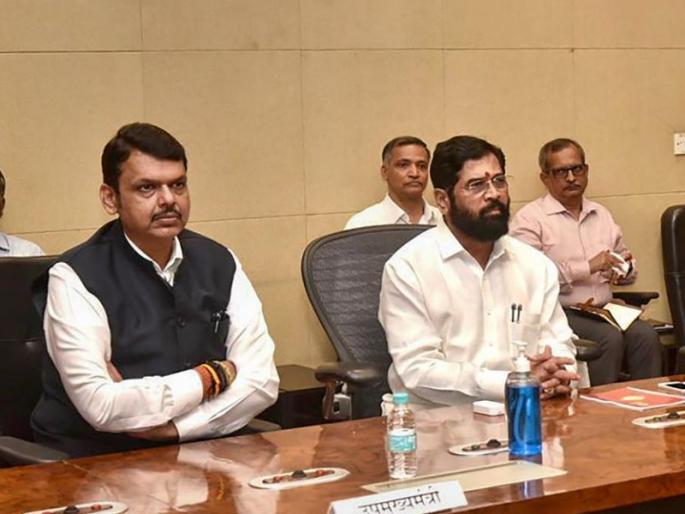 The NCP has criticized the Shinde-Fadnavis government after Tata Group's Airbus project also moved to Gujarat. | महाराष्ट्राला भिकेला लावण्याचं कंत्राट शिंदे-फडणवीस सरकारने घेतलंय का?; राष्ट्रवादीचा सवाल The NCP has criticized the Shinde-Fadnavis government after Tata Group's Airbus project also moved to Gujarat. | महाराष्ट्राला भिकेला लावण्याचं कंत्राट शिंदे-फडणवीस सरकारने घेतलंय का?; राष्ट्रवादीचा सवाल