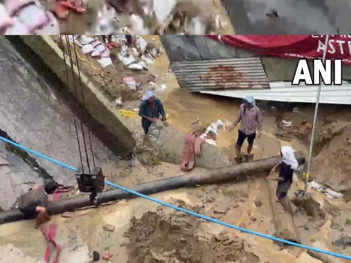 Delhi Rain landslide due to heavy rain in Greater Noida | Delhi Rain: ग्रेटर नोएडामध्ये पावसामुळे रस्ता खचला, खड्डा पडला, जीवितहानी नाही Delhi Rain landslide due to heavy rain in Greater Noida | Delhi Rain: ग्रेटर नोएडामध्ये पावसामुळे रस्ता खचला, खड्डा पडला, जीवितहानी नाही