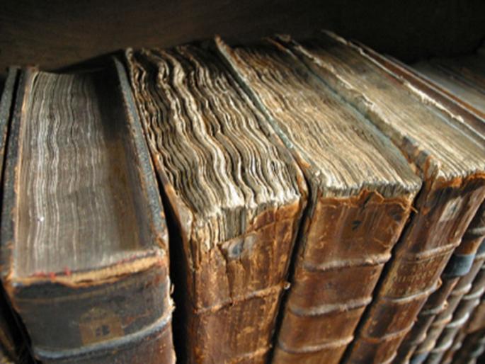 Records of 8720 Kunbi Maratha documents found in Purandar taluka | Maratha Reservation: पुरंदर तालुक्यात आढळल्या ८ हजार ७२० कुणबी मराठा दाखल्यांच्या नोंदी