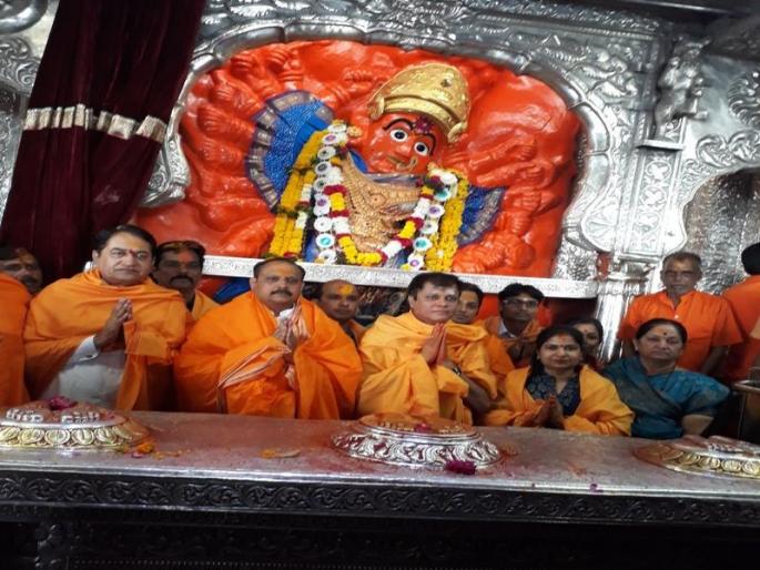 Saptashrungi Goddess Chaitrasava Bhaktawane started with | सप्तश्रृंगी देवीच्या चैत्रोत्सवास भक्तिभावाने प्रारंभ Saptashrungi Goddess Chaitrasava Bhaktawane started with | सप्तश्रृंगी देवीच्या चैत्रोत्सवास भक्तिभावाने प्रारंभ