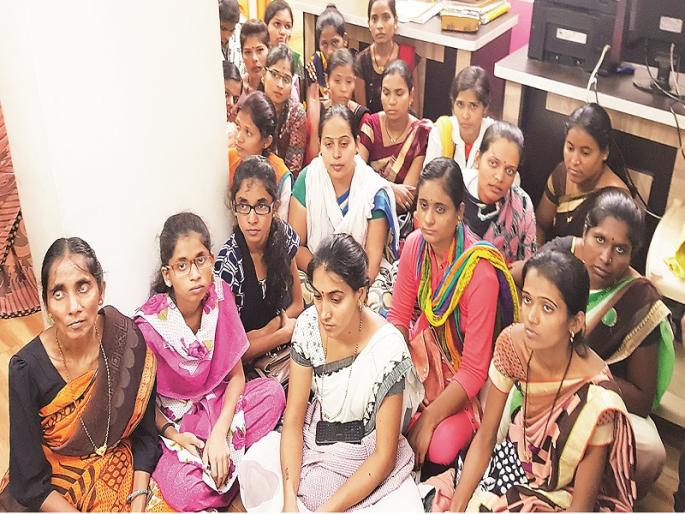 Nursing admission without approval; Students get relief from the Aurangabad Bench | मान्यता नसताना नर्सिंगचे प्रवेश; परीक्षेसाठी विद्यार्थ्यांना खंडपीठाकडून दिलासा Nursing admission without approval; Students get relief from the Aurangabad Bench | मान्यता नसताना नर्सिंगचे प्रवेश; परीक्षेसाठी विद्यार्थ्यांना खंडपीठाकडून दिलासा
