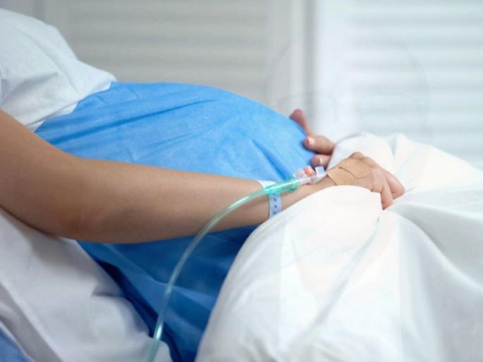The doctor is responsible for the death of ‘that’ woman after pregnancy | शस्त्रक्रिया करताना पुरेसा रक्तसाठा नव्हता; ‘त्या’ महिलेच्या प्रसूतीपश्चात मृत्यूस डॉक्टर जबाबदार