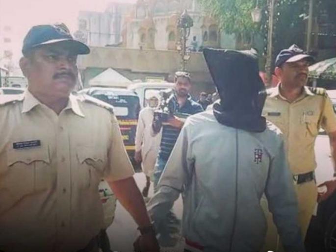 A shocking incident in Pune during the New Year celebrations A broken arm for a hundred rupees | Video: नववर्षाच्या जल्लोषात पुण्यात थरकाप उडवणारी घटना; शंभर रुपयांसाठी तोडला हात A shocking incident in Pune during the New Year celebrations A broken arm for a hundred rupees | Video: नववर्षाच्या जल्लोषात पुण्यात थरकाप उडवणारी घटना; शंभर रुपयांसाठी तोडला हात