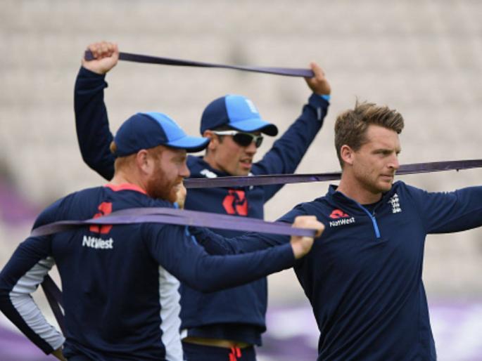 Alastair Cook is retired from all forms of Cricket; 12472 runs, 33 Hundreds in Tests, 3204 runs, 5 Hundreds in ODIs, 26643 runs, 74 Hundreds in First Class | १५ हजाराहून अधिक आंतरराष्ट्रीय धावा, ३८ शतकं! इंग्लंडच्या दिग्गज खेळाडूची अचानक निवृत्ती