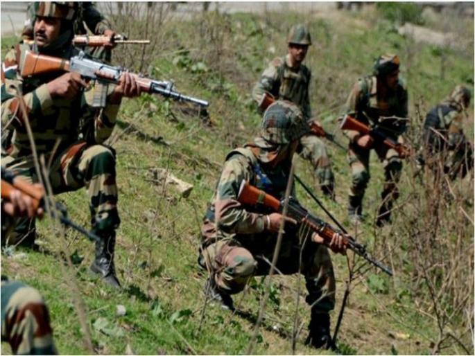 Terrorists fired upon a joint naka party of police and CRPF at Prichoo, Pulwama mac | पुलवामामध्ये दहशतवादी हल्ला, १ जवान शहीद; सीआरपीएफकडून सर्च ऑपरेशन सुरू Terrorists fired upon a joint naka party of police and CRPF at Prichoo, Pulwama mac | पुलवामामध्ये दहशतवादी हल्ला, १ जवान शहीद; सीआरपीएफकडून सर्च ऑपरेशन सुरू