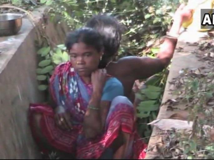Humanity! After the admission of admission, the pregnant woman was born in the drain of pregnant woman | माणुसकीला काळीमा! रुग्णालयाने प्रवेश नाकारल्यानंतर गर्भवती महिलेची नाल्यामध्ये झाली प्रसुती Humanity! After the admission of admission, the pregnant woman was born in the drain of pregnant woman | माणुसकीला काळीमा! रुग्णालयाने प्रवेश नाकारल्यानंतर गर्भवती महिलेची नाल्यामध्ये झाली प्रसुती