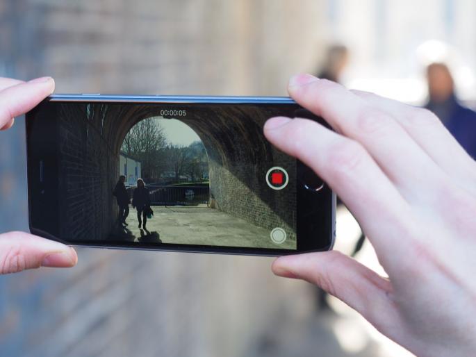 If you make an offensive video, you will go to jail; The new laws will come into effect from July 1 | आक्षेपार्ह व्हिडीओ बनवला तर जाल तुरुंगात; १ जुलैपासून नवीन कायदे लागू होणार If you make an offensive video, you will go to jail; The new laws will come into effect from July 1 | आक्षेपार्ह व्हिडीओ बनवला तर जाल तुरुंगात; १ जुलैपासून नवीन कायदे लागू होणार