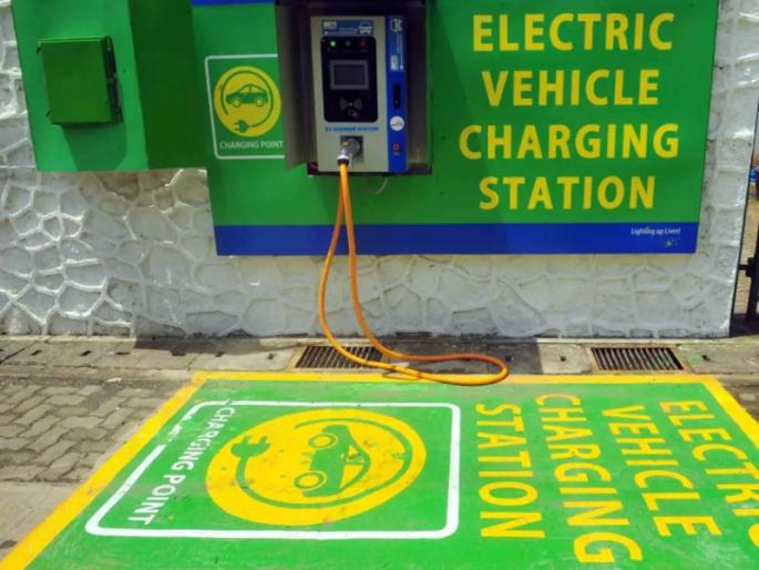 11 lakh calculated for charging stations; Advertising on social media cost the youth dearly in yavatmal | चार्जिंग स्टेशनसाठी मोजले ११ लाख; समाज माध्यमांवरची जाहिरात युवकाला पडली महागात