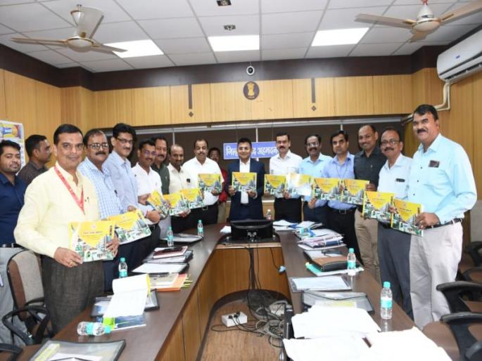 500 Kadbakuttis, 100 weather stations will be set up for farmers; Nagar Zilla Parishad's budget of 48 crores for the next year is presented | शेतकऱ्यांना ५०० कडबाकुट्टी, १०० हवामान केंद्र उभारणार; जिल्हा परिषदेचे पुढील वर्षाचे ४८ कोटींचे अंदाजपत्रक सादर 500 Kadbakuttis, 100 weather stations will be set up for farmers; Nagar Zilla Parishad's budget of 48 crores for the next year is presented | शेतकऱ्यांना ५०० कडबाकुट्टी, १०० हवामान केंद्र उभारणार; जिल्हा परिषदेचे पुढील वर्षाचे ४८ कोटींचे अंदाजपत्रक सादर