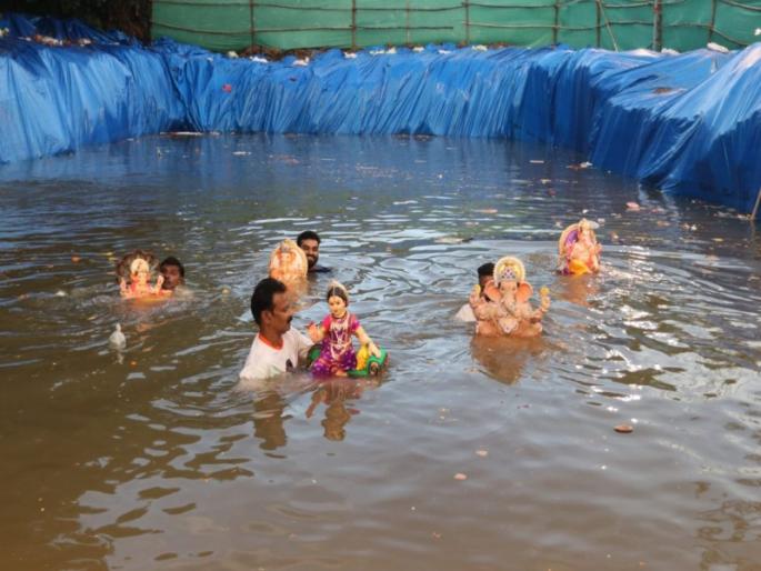 Thanekar's preference for artificial lakes; So far 27 thousand 494 bapas have been immersed | ठाणेकरांची कृत्रिम तलावांना पसंती; आतापर्यंत २७ हजार ४९४ बाप्पांचे विसर्जन Thanekar's preference for artificial lakes; So far 27 thousand 494 bapas have been immersed | ठाणेकरांची कृत्रिम तलावांना पसंती; आतापर्यंत २७ हजार ४९४ बाप्पांचे विसर्जन