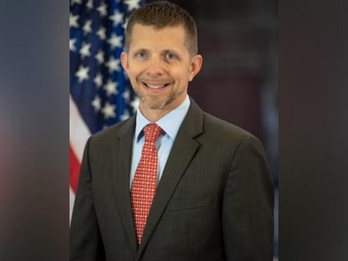 Mike Hankey as US Consul General in Mumbai; Assumed charge on Sunday | अमेरिकेच्या मुंबईतील कॉन्सुल जनरलपदी हँकी; रविवारी स्वीकारला कार्यभार Mike Hankey as US Consul General in Mumbai; Assumed charge on Sunday | अमेरिकेच्या मुंबईतील कॉन्सुल जनरलपदी हँकी; रविवारी स्वीकारला कार्यभार