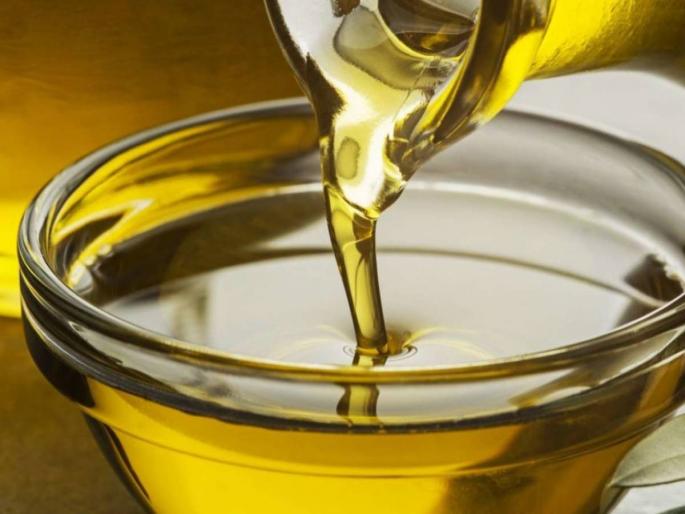 Good news! Edible oil becomes cheaper, relief to common man; Soybeans at the level of three years ago | खुशखबर! खाद्यतेल झाले स्वस्त, सामान्यांना दिलासा; सोयाबीन तीन वर्षांआधीच्या स्तरावर Good news! Edible oil becomes cheaper, relief to common man; Soybeans at the level of three years ago | खुशखबर! खाद्यतेल झाले स्वस्त, सामान्यांना दिलासा; सोयाबीन तीन वर्षांआधीच्या स्तरावर