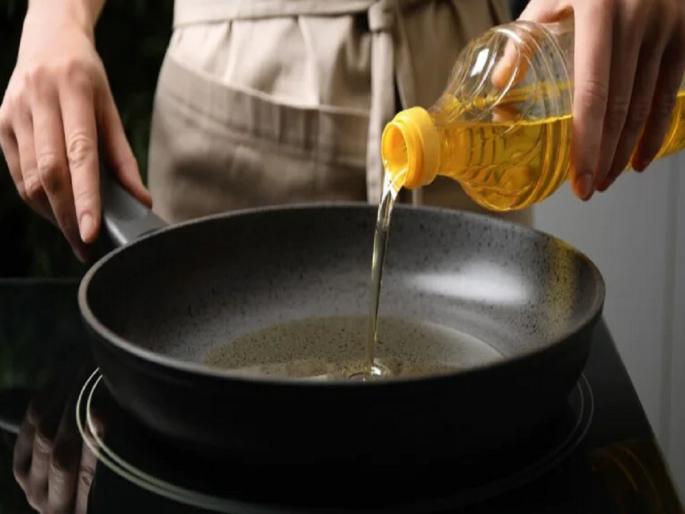 Cooking tips: 4 types of oil should not be used in cooking; The reason for its loss is more ... | Cooking tips : स्वयंपाकात वापरू नये 4 प्रकारचे तेल; त्याचे तोटेच जास्त कारण...
