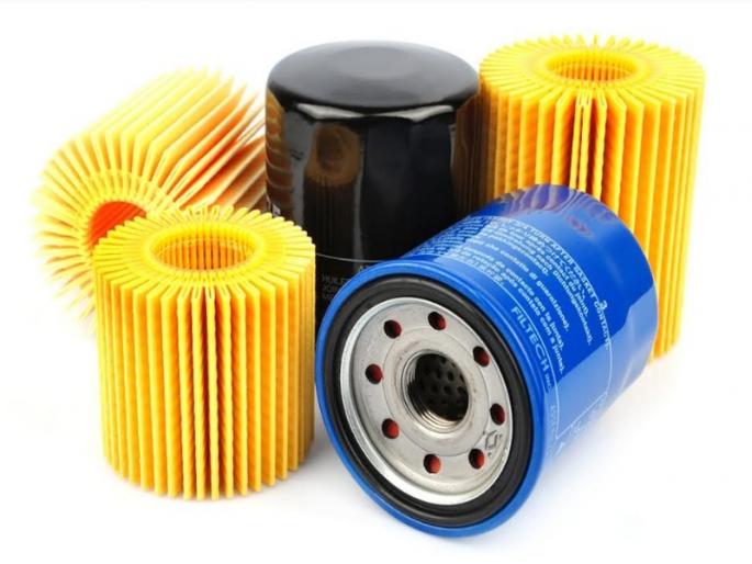 Important oil filter to clean the engine oil | इंजिनातील तेल स्वच्छ करणारा महत्त्वाचा ऑइल फिल्टर Important oil filter to clean the engine oil | इंजिनातील तेल स्वच्छ करणारा महत्त्वाचा ऑइल फिल्टर