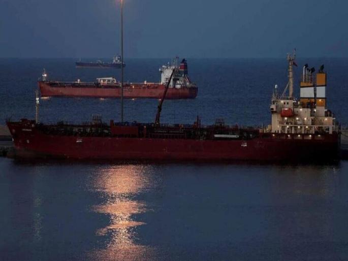 First Crude Tanker Reaches Mumbai Since Iran War Began through Strait of Hormuz | युद्धात गनिमी कावा! स्ट्रेट होर्मुझमधून मृत्यूला चकवा देत पहिला तेल टँकर सुरक्षित मुंबईत दाखल First Crude Tanker Reaches Mumbai Since Iran War Began through Strait of Hormuz | युद्धात गनिमी कावा! स्ट्रेट होर्मुझमधून मृत्यूला चकवा देत पहिला तेल टँकर सुरक्षित मुंबईत दाखल