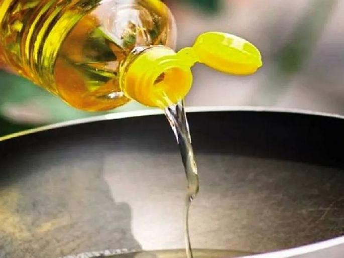 edible oil prices spike amid russia ukraine war | युद्धाचा भडका; फोडणी महागली, खाद्यतेलांच्या किमतीत वाढ edible oil prices spike amid russia ukraine war | युद्धाचा भडका; फोडणी महागली, खाद्यतेलांच्या किमतीत वाढ