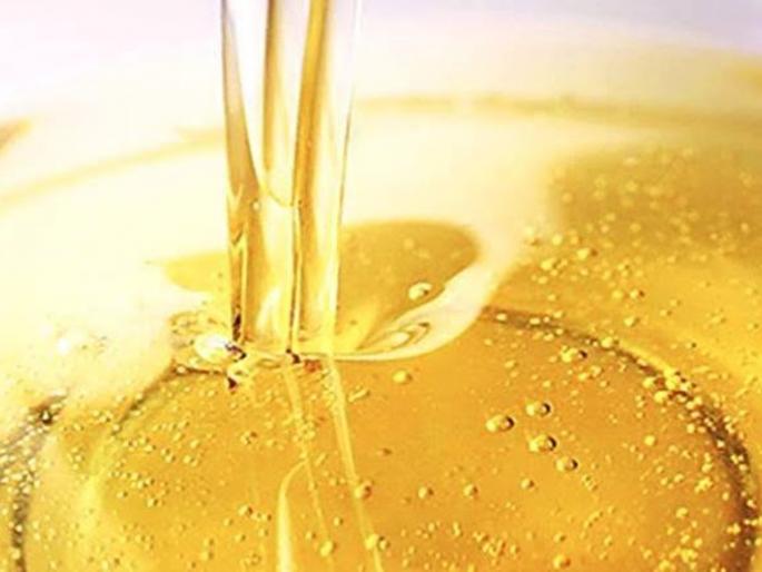 tips to know adulteration in oil. FSSAI Food Safety and Standards Authority of India tells how to do it | सणांच्या काळात तेलात होत असणारी भेसळ कशी ओळखाल? FSSAI ने उघड केले सत्य...