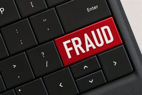 1.89 crore fraud by giving fake documents in Nagpur | बनावट कागदपत्रे देऊन बॅंकेची १.८९ कोटींनी फसवणूक 1.89 crore fraud by giving fake documents in Nagpur | बनावट कागदपत्रे देऊन बॅंकेची १.८९ कोटींनी फसवणूक
