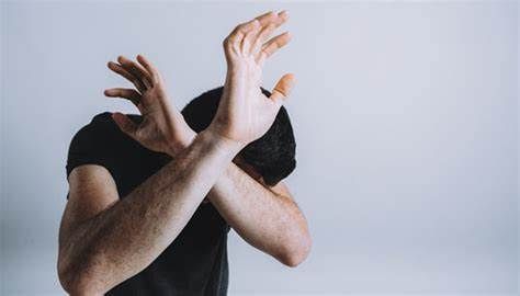 Waiter attacked for taking time to order biryani; Incidents in Nagpur | बिर्याणीच्या ऑर्डरला वेळ लागल्याने केला वेटरवर हल्ला; नागपुरातील घटना Waiter attacked for taking time to order biryani; Incidents in Nagpur | बिर्याणीच्या ऑर्डरला वेळ लागल्याने केला वेटरवर हल्ला; नागपुरातील घटना