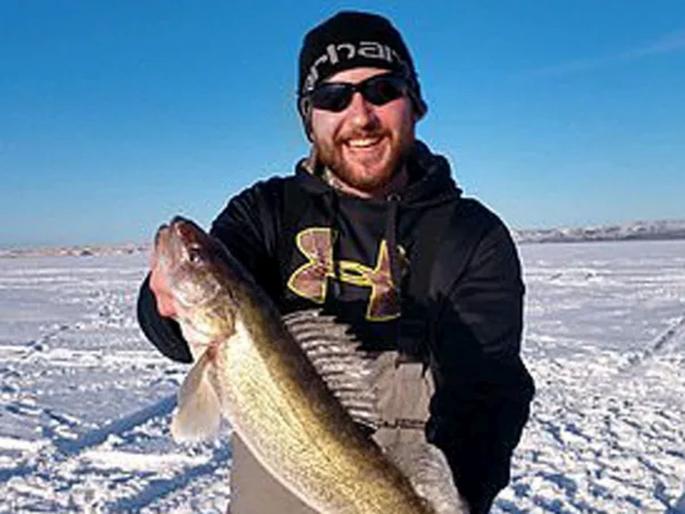 Ex boss did not accept facebook friend request man threaten to kill him in north dakota america | बॉसने फ्रेंड रिक्वेस्ट स्वीकारली नाही म्हणून थेट गुंडगिरीवरच आला; कर्मचाऱ्यानं 'असा' घेतला बदला Ex boss did not accept facebook friend request man threaten to kill him in north dakota america | बॉसने फ्रेंड रिक्वेस्ट स्वीकारली नाही म्हणून थेट गुंडगिरीवरच आला; कर्मचाऱ्यानं 'असा' घेतला बदला