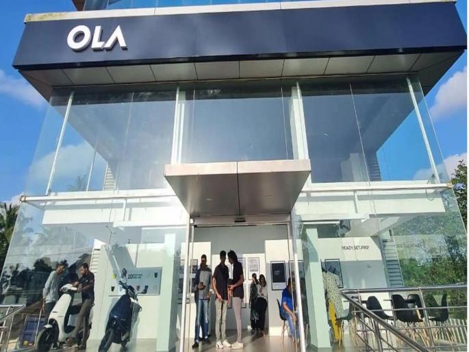 121 unauthorized showrooms of 'Ola' in the state; RTO issues show cause notice | OLA चे ७५ शोरूम बंद, अजून १२१ बंद करण्याच्या सूचना; RTO ची धडक कारवाई, कारण काय? 121 unauthorized showrooms of 'Ola' in the state; RTO issues show cause notice | OLA चे ७५ शोरूम बंद, अजून १२१ बंद करण्याच्या सूचना; RTO ची धडक कारवाई, कारण काय?