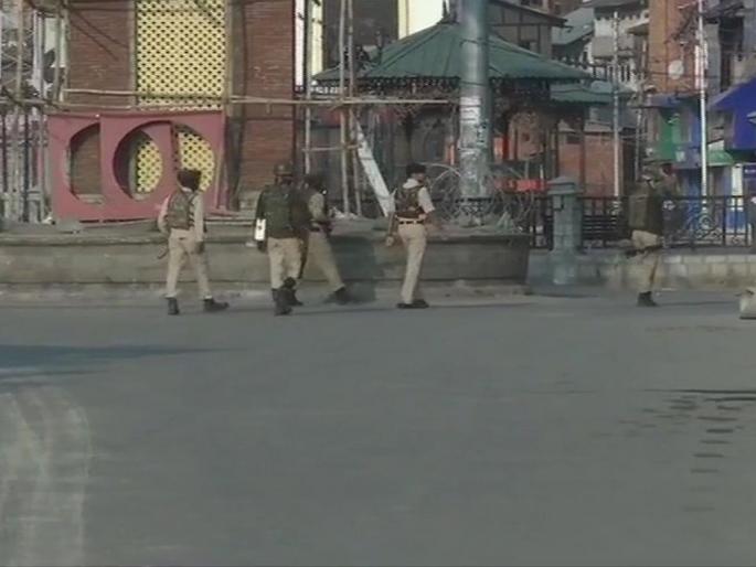 What is going on in Kashmir? Big Decision On Kashmir Possible In Cabinet Meeting Today | काश्मीरमध्ये काय चाललंय? काही तासांत देशासमोर चित्र स्पष्ट होणार! What is going on in Kashmir? Big Decision On Kashmir Possible In Cabinet Meeting Today | काश्मीरमध्ये काय चाललंय? काही तासांत देशासमोर चित्र स्पष्ट होणार!