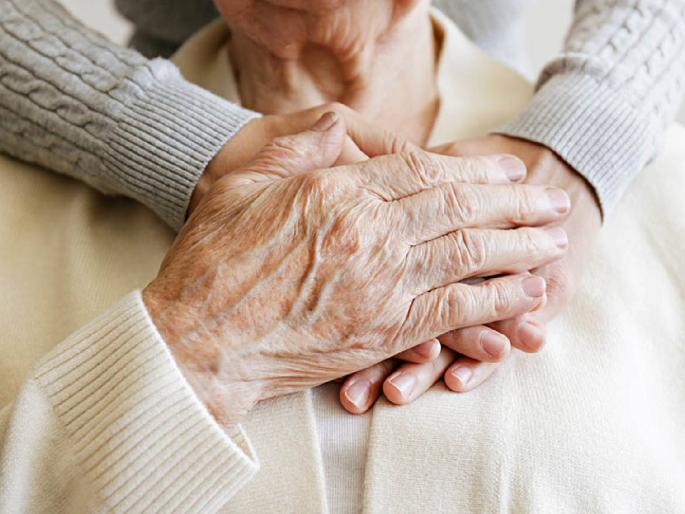 Special Article on Will the Miracle of Pushing Old Age Happen | ज्ञान आणि भान: म्हातारपण दूर ढकलण्याचा चमत्कार माणसाला साधेल का? Special Article on Will the Miracle of Pushing Old Age Happen | ज्ञान आणि भान: म्हातारपण दूर ढकलण्याचा चमत्कार माणसाला साधेल का?