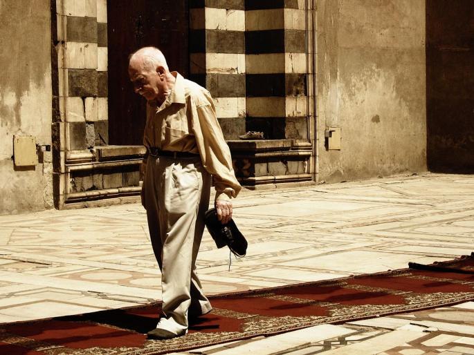 Alzheimer's Disease, Sense of Increasing Disease in Senior Citizens, Says World Alzheimer's Day | ज्येष्ठ नागरिकांमध्ये वाढतोय स्मृतिभ्रंशाचा आजार, जागतिक अल्झायमर जनजागृती दिन, भारतात गांभीर्य नाही Alzheimer's Disease, Sense of Increasing Disease in Senior Citizens, Says World Alzheimer's Day | ज्येष्ठ नागरिकांमध्ये वाढतोय स्मृतिभ्रंशाचा आजार, जागतिक अल्झायमर जनजागृती दिन, भारतात गांभीर्य नाही