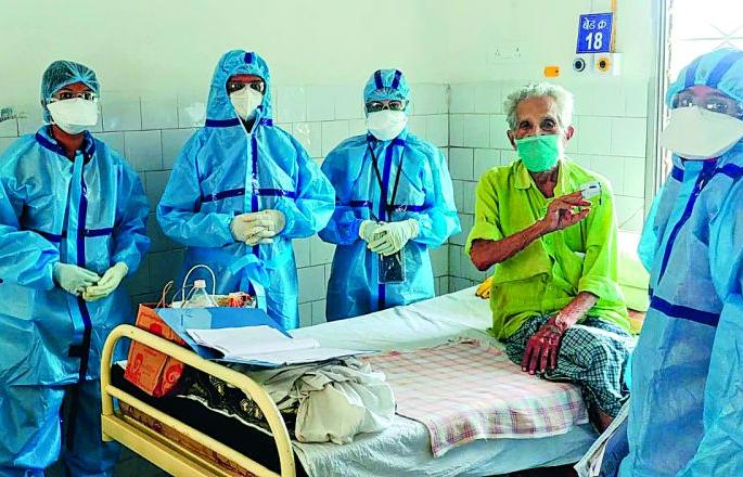 CoronaVirus in Nagpur: Twice as many patients recover in Nagpur | CoronaVirus in Nagpur : नागपुरात नव्या रुग्णांच्या तुलनेत दुप्पट रुग्ण बरे CoronaVirus in Nagpur: Twice as many patients recover in Nagpur | CoronaVirus in Nagpur : नागपुरात नव्या रुग्णांच्या तुलनेत दुप्पट रुग्ण बरे