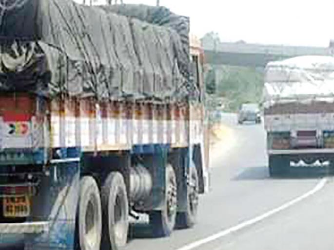 Seizure of vehicles will be incurred without payment of green tax | ग्रीन टॅक्स न भरल्यास वाहनांवर येणार जप्ती Seizure of vehicles will be incurred without payment of green tax | ग्रीन टॅक्स न भरल्यास वाहनांवर येणार जप्ती