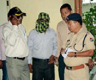 Ticket black market | तिकिटांचा काळाबाजार