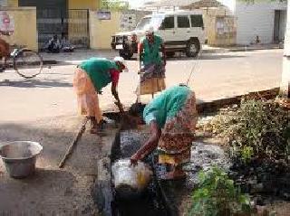 Today the agitation with the families of the cleaning staff | आज सफाई कर्मचार्‍यांचे कुटूंबासमवेत आंदोलन