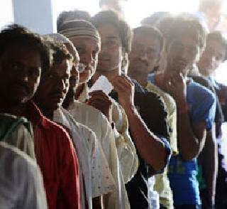 The beginning of the final phase of voting | अंतिम टप्प्यातील मतदानाला सुरुवात