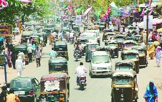 Ahmedpura traffic congestion | अहमदपुरात वाहतुकीची कोंडी