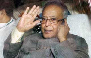 The discussion with the President of the Constitution is going on | राष्ट्रपतींची घटनातज्ज्ञांशी चर्चा सुरू The discussion with the President of the Constitution is going on | राष्ट्रपतींची घटनातज्ज्ञांशी चर्चा सुरू