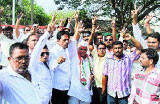 Vijasis came alive! | विजयसिंहांना आली उभारी ! Vijasis came alive! | विजयसिंहांना आली उभारी !