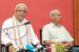 The team is not a remote on the government | संघाचा सरकारवर रिमोट नाही