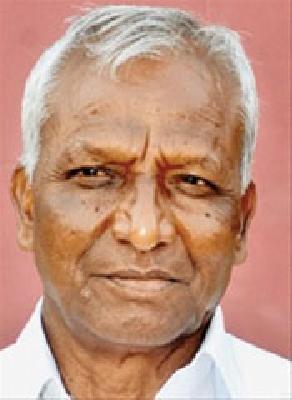 In the third elections, Guruji pushed | तिसर्‍या निवडणुकीत गुरुजींना धक्का