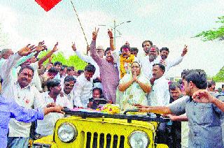 Congress destroyed the bastion | काँग्रेसचा बालेकिल्ला उद्ध्वस्त Congress destroyed the bastion | काँग्रेसचा बालेकिल्ला उद्ध्वस्त