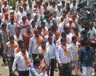 Fireworks Fireworks and Shout | फटाक्यांची आतषबाजी अन् जल्लोष