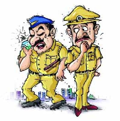 Stress on police due to insufficient employees | अपुर्‍या कर्मचार्‍यांमुळे पोलिसांवर ताण