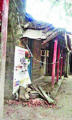 Unexpected rain losses in Peth taluka | पेठ तालुक्यात अवकाळी पावसाने नुकसान Unexpected rain losses in Peth taluka | पेठ तालुक्यात अवकाळी पावसाने नुकसान