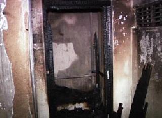 Five people die in Nagpur fire | नागपूरमध्ये आगीत होरपळून ५ जणांचा मृत्यू