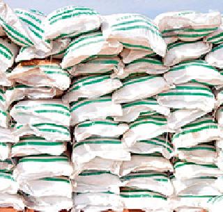 11 lakhs of Khatshak seized from Badnera | बडनेरा येथून ११ लाखांचा खतसाठा जप्त