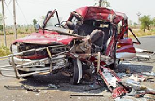 Seven killed in Yavatmal | यवतमाळातील सात ठार Seven killed in Yavatmal | यवतमाळातील सात ठार