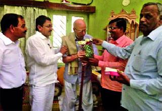 Gratefulness to the Senior Workers of the Sangh | संघाच्या ज्येष्ठ कार्यकर्त्यांप्रति कृतज्ञता